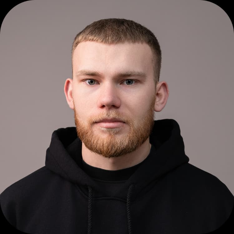 Дмитро Ярмолюк